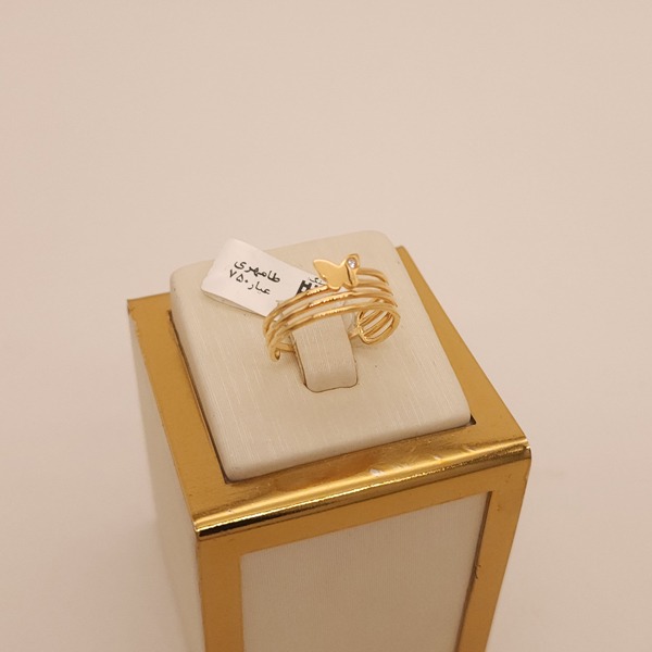 انگشتر پروانه ای